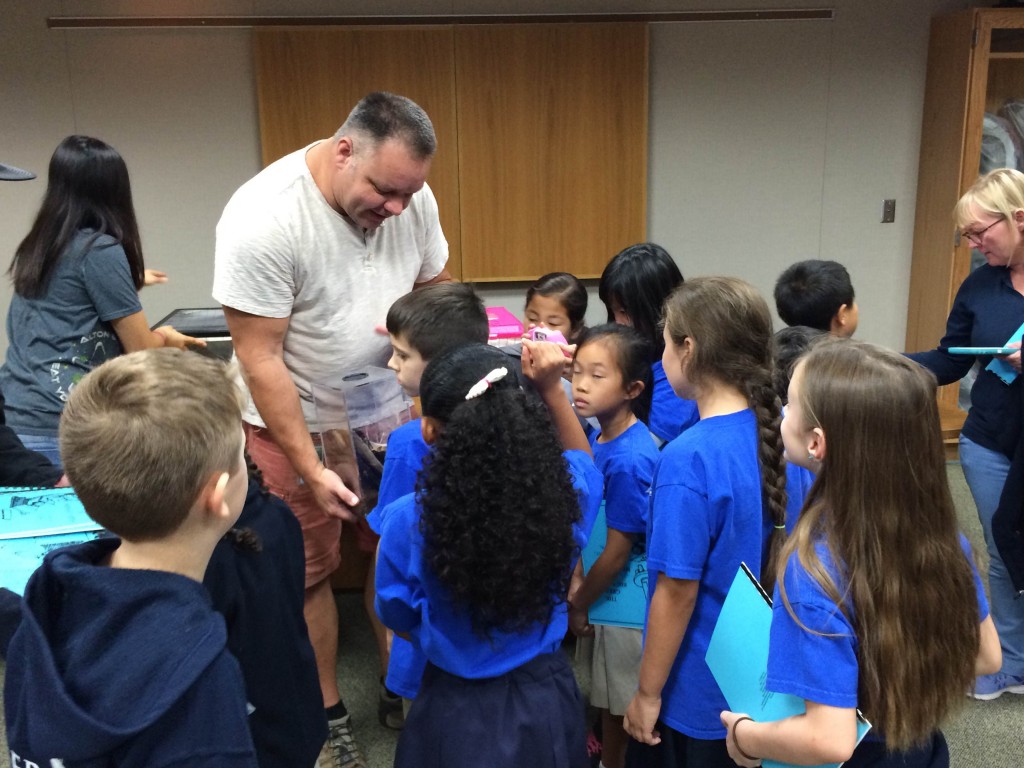 A group of eight and nine year-olds from Sacramento's Merryhill visted CDFA's Meadowview laboratory complex this week to learn about the agency's work to protect the state from invasive species. 